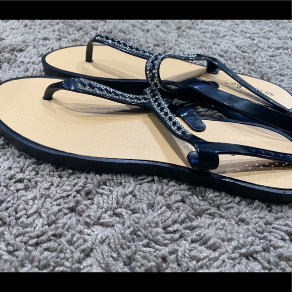 Sandals - Picture 2 of 2